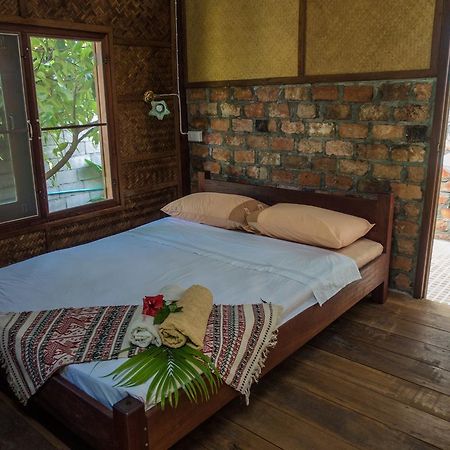 Sala Thongyon Bed and Breakfast Savannakhet Esterno foto