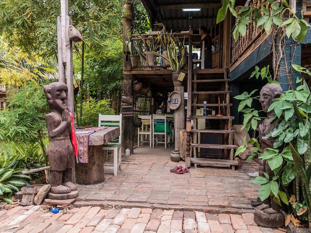 Sala Thongyon Bed and Breakfast Savannakhet Esterno foto