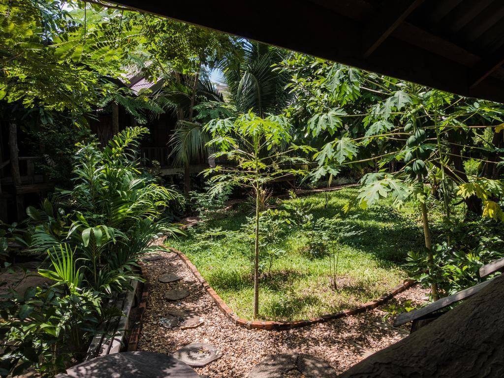 Sala Thongyon Bed and Breakfast Savannakhet Esterno foto